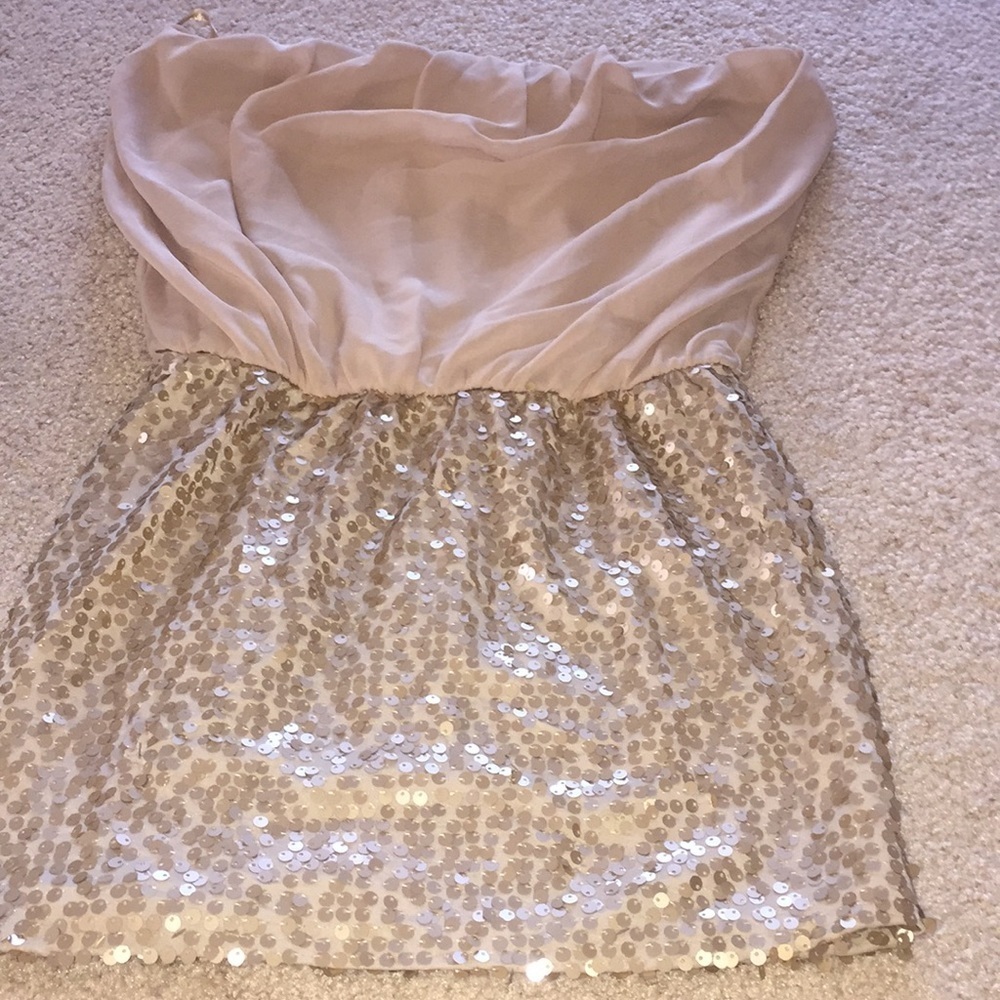 Women’s AUW Dress